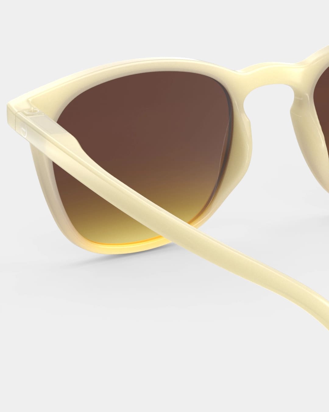 Izipizi E Sunglasses - Bloom Pharmacy
