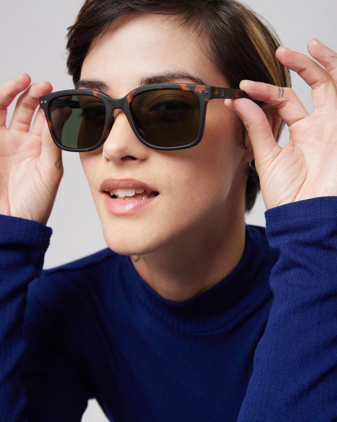 Izipizi L Sunglasses - Bloom Pharmacy