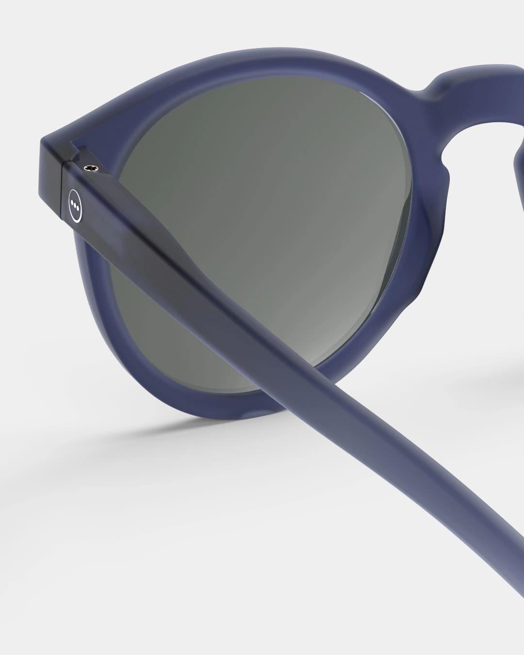 Izipizi M Sunglasses - Bloom Pharmacy