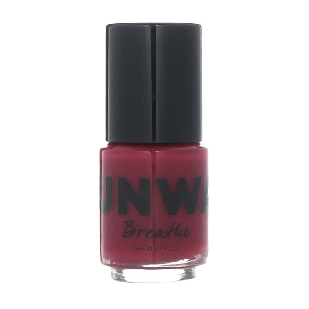 Runway Breathe Nail Polish 11ml - Bloom Pharmacy